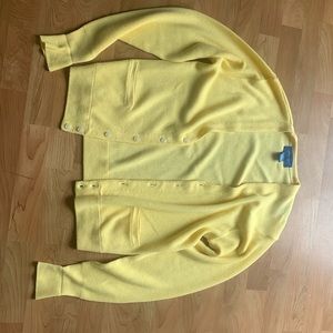 Men’s Medium yellow cardigan